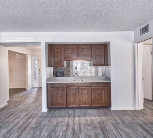 Santa Rosa Apartments in Northwest El Paso, TX;One Two Three Bedroom Pet Friendly Apartments near UTEP Fort Bliss Downtown